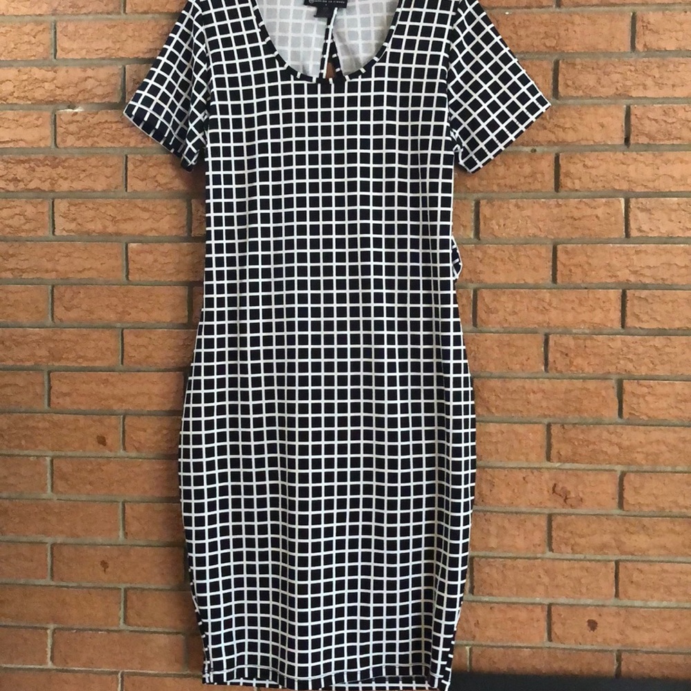 🖤FASHION TO FIGURE🖤WINDOWPANE OPEN BACK DRESS🖤 - Picture 2 of 6